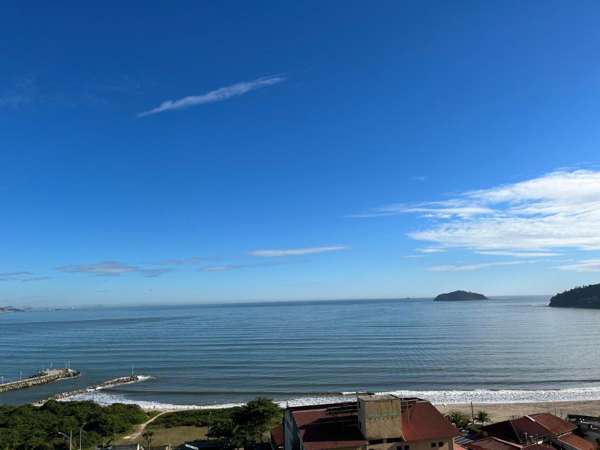 Apartamento Novo Frente Mar Com Piscina Em Home Club Penha  Exterior photo